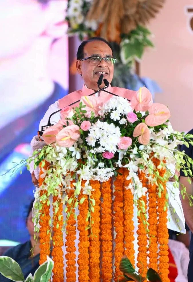 केंद्रीय मंत्री शिवराज सिंह चौहान और सीएम विष्णु देव साय ने 2 लाख परिवारों को कराया गृह प्रवेश, 3.65 लाख…
